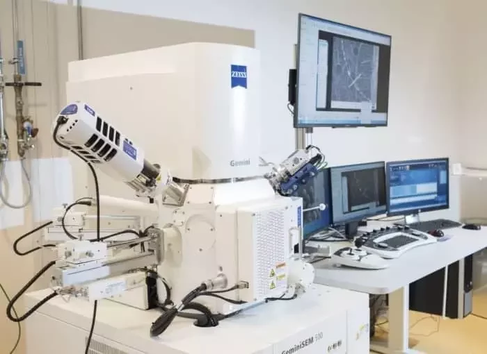 ENERGY DISPERSIVE X-RAY SPECTROSCOPY